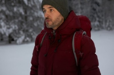 Unwanted Surprise: Man Discovers Frozen Crocodile Trapped in Ice