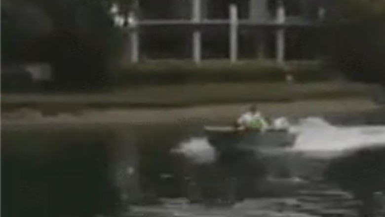 Epic Fail Alert: Man's Boat Adventure Goes Hilariously Wrong!