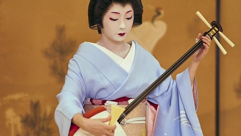 Unveiling Geishas: History and Secrets of a Mysterious Profession