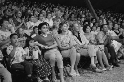 11 Hilarious Celebrity Moments from 1960-1980 That Will Make You Laugh Out Loud!