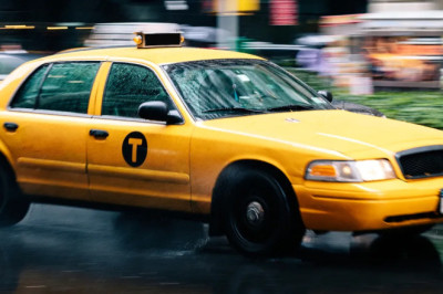 I Fell Asleep in a Taxi on Christmas Eve—What Happened Next Will Leave You Speechless!